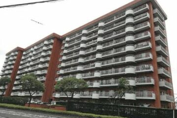 Vente aux enchères dans la ville de Kagoshima, préfecture de Kagoshima : 4,83 millions de yens Appartement de 74 m2