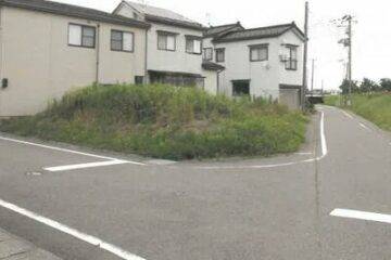 Auction in Kashiwazaki City, Niigata Prefecture: 680,000 yen for 200 square meters of farmland