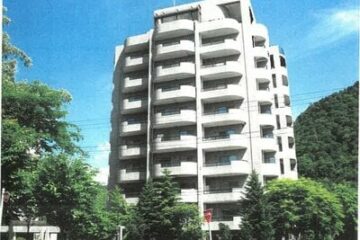 Auction in Minami-ku, Sapporo, Hokkaido: 1.77 million yen for a 34 square meter apartment