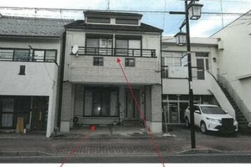 岐阜县岐阜市的拍卖：528 万日元 一户建 135 平方米