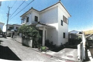Auction in Marukame City, Kagawa Prefecture: 700,000 yen per unit, 90 square meters