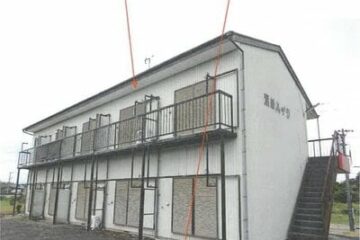 三重県鈴鹿市で競売 戸建221平方メートル 312万円