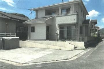 Fukuoka Prefecture Iizuka City 6.12 million yen One-family house 135 square meters